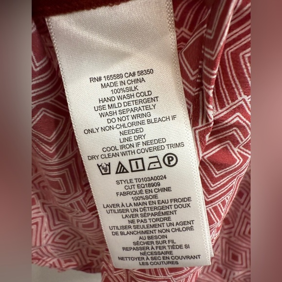 Equipment Femme Blouse Size Small Silk Red Print Cinched Waist - Picture 6 of 7